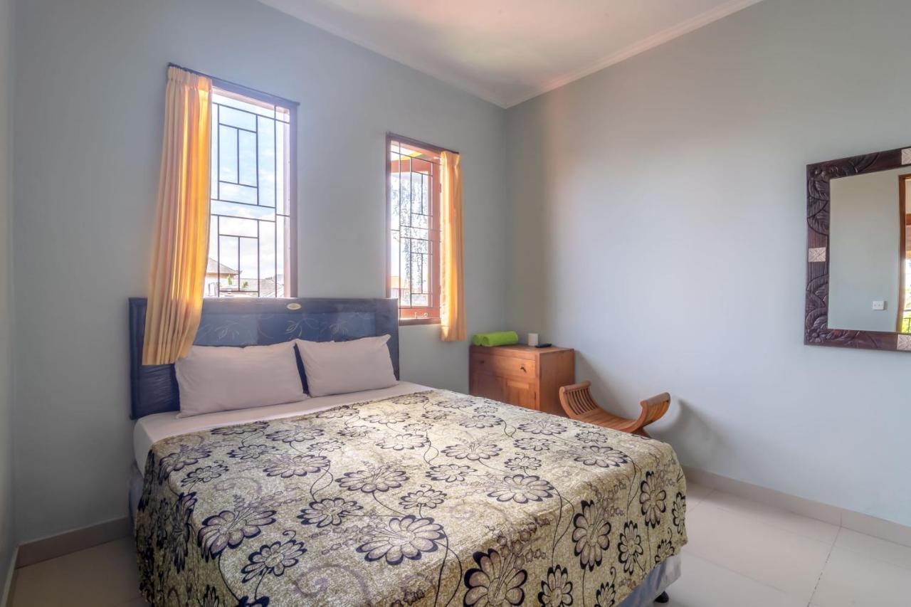 Appartement Ananta The Kubu Kuta à Kuta Lombok Extérieur photo