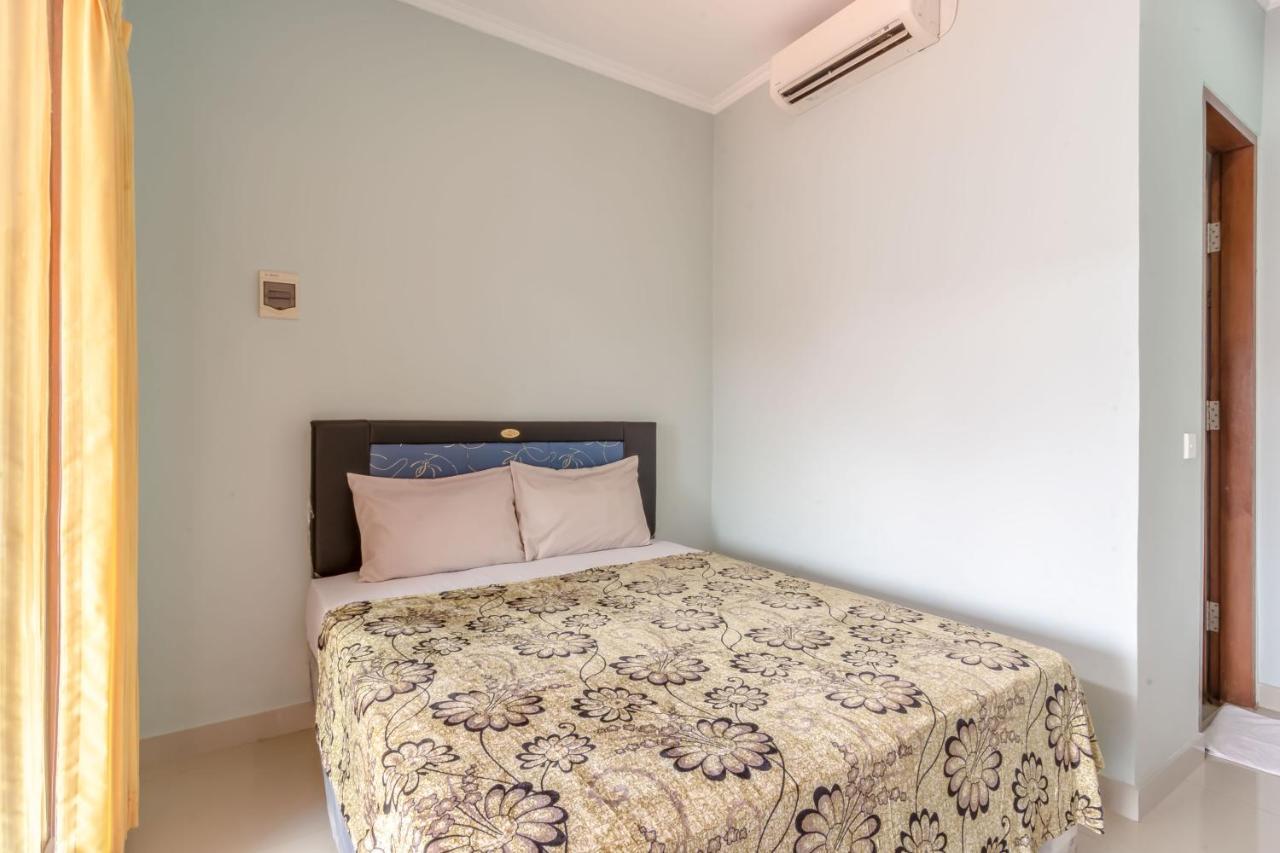 Appartement Ananta The Kubu Kuta à Kuta Lombok Extérieur photo