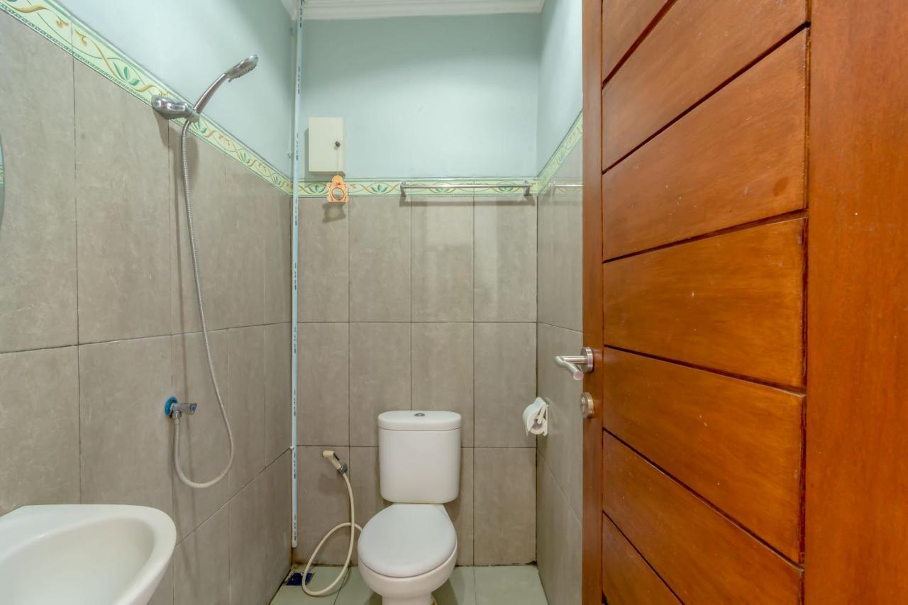 Appartement Ananta The Kubu Kuta à Kuta Lombok Extérieur photo